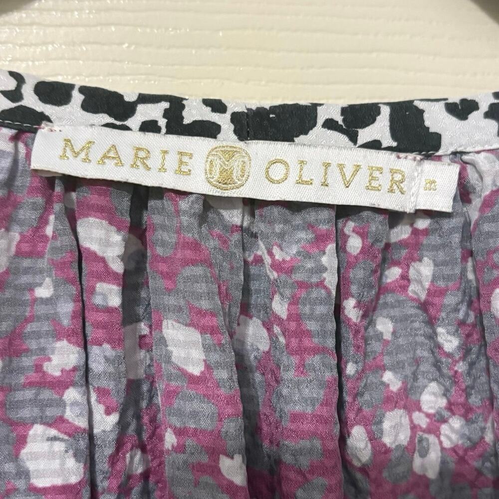 Marie Oliver 100% Silk Purple Black Leopard Print Blouse Size Medium - Picture 2 of 5